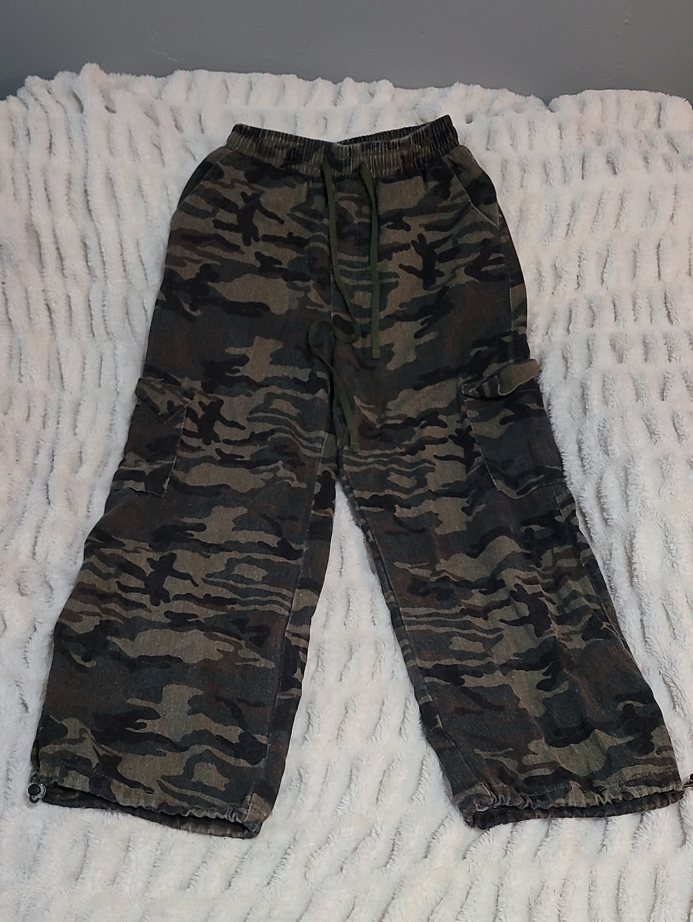 Womens Camo Cargo Pants - Green Camouflage